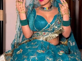 ADV AYESHA